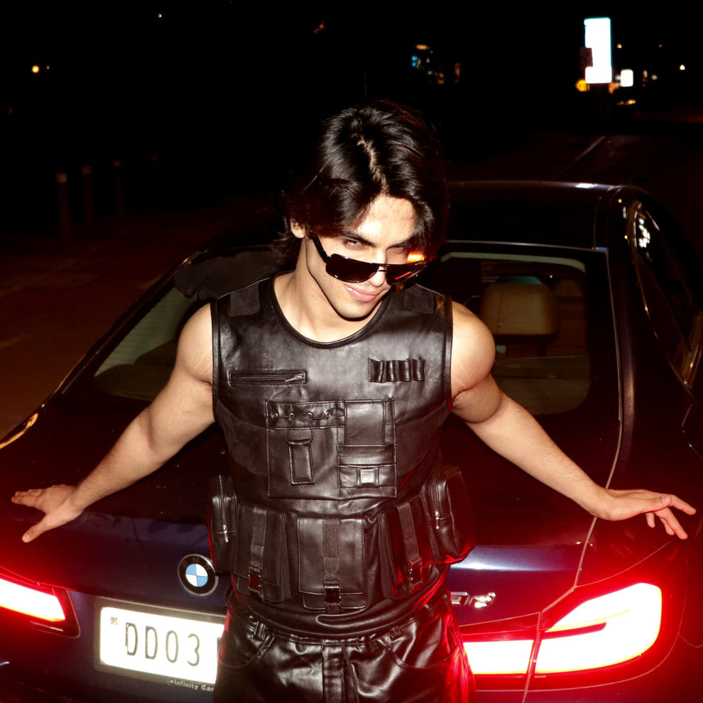 IronHide Tactical Street Vest – Multi-Pocket Utility in Jet Black